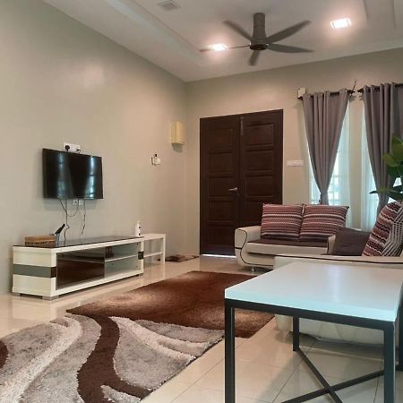 אלור סטאר Vistana Indah Homestay מראה חיצוני תמונה